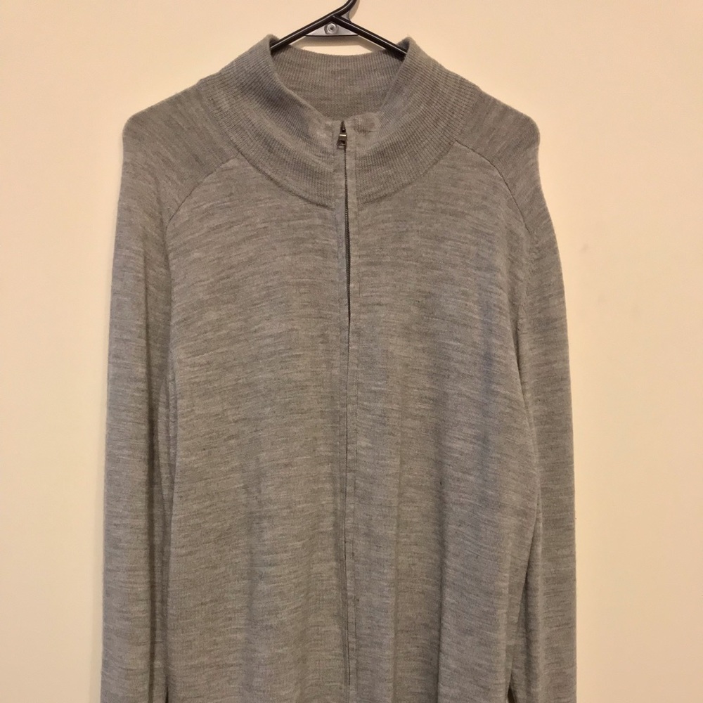 Banana Republic Merino Wool Sweater in Large.